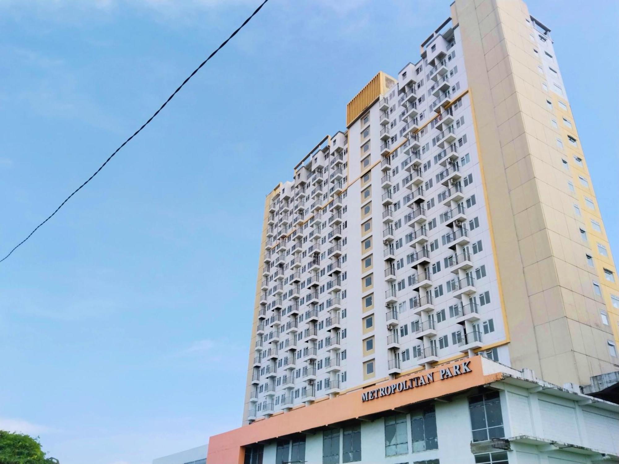 Nusantara Metropolitan Park By Reccoma Bekasi Exterior photo