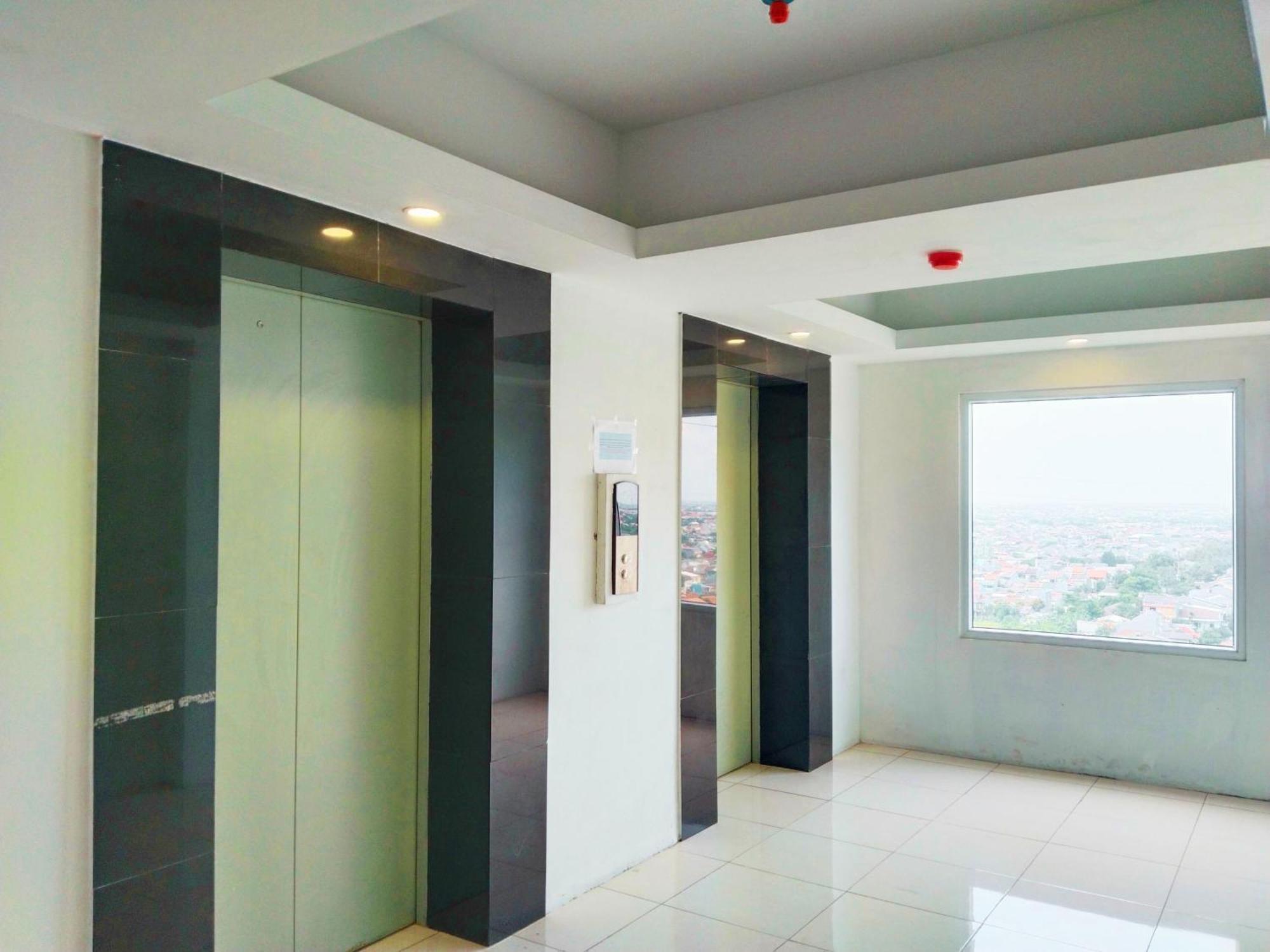Nusantara Metropolitan Park By Reccoma Bekasi Exterior photo